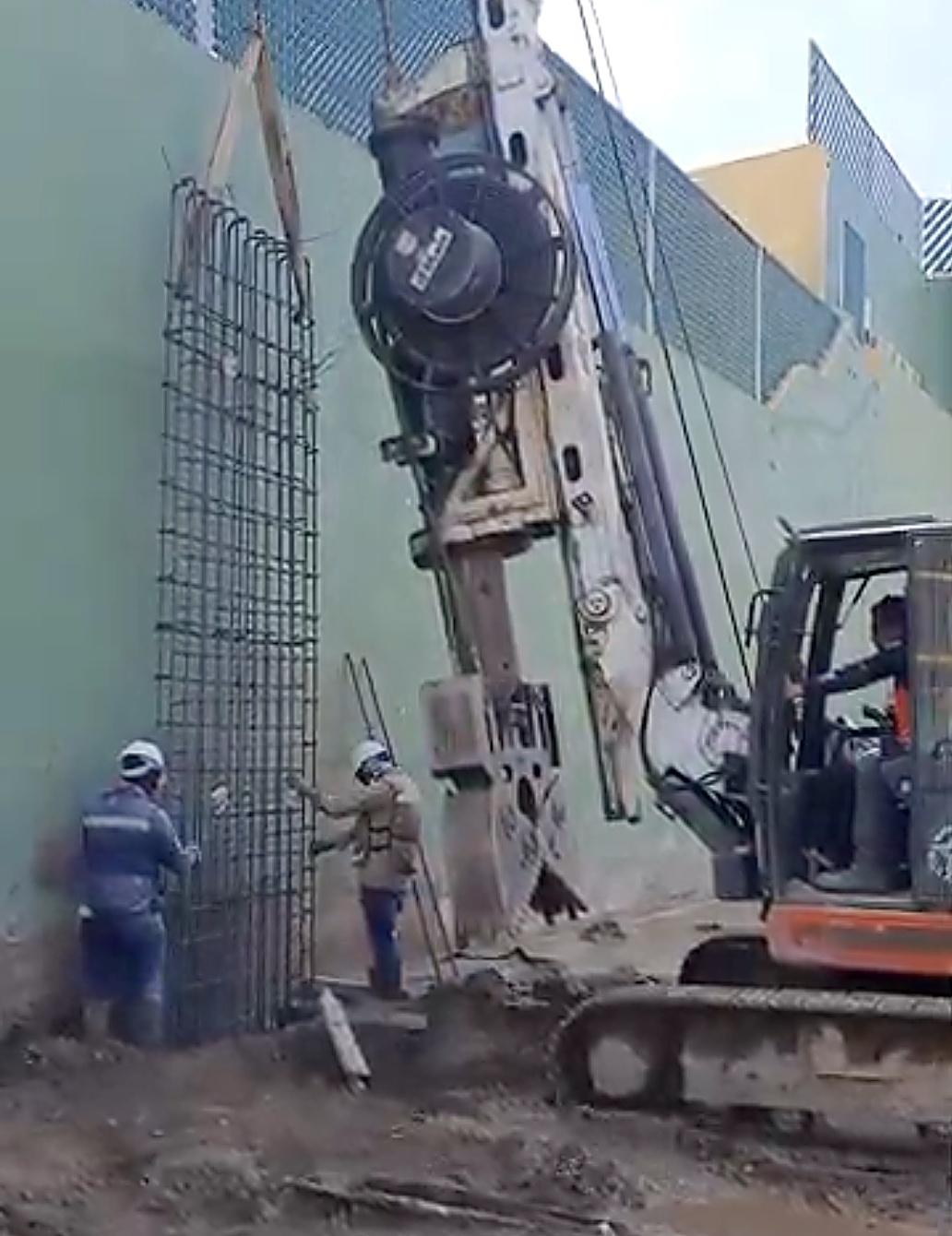 Ejecución de muro Milán en obra